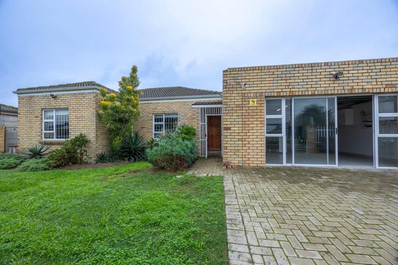 Listing number: P24-117265465, Image number: 2