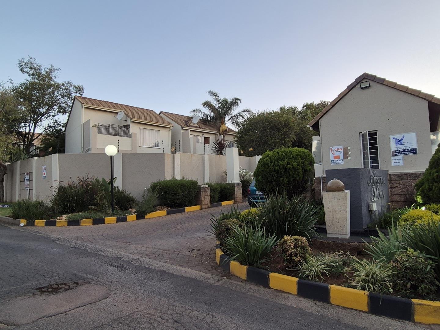 3 Bedroom Townhouse for sale in Eden Glen - P24-117269579