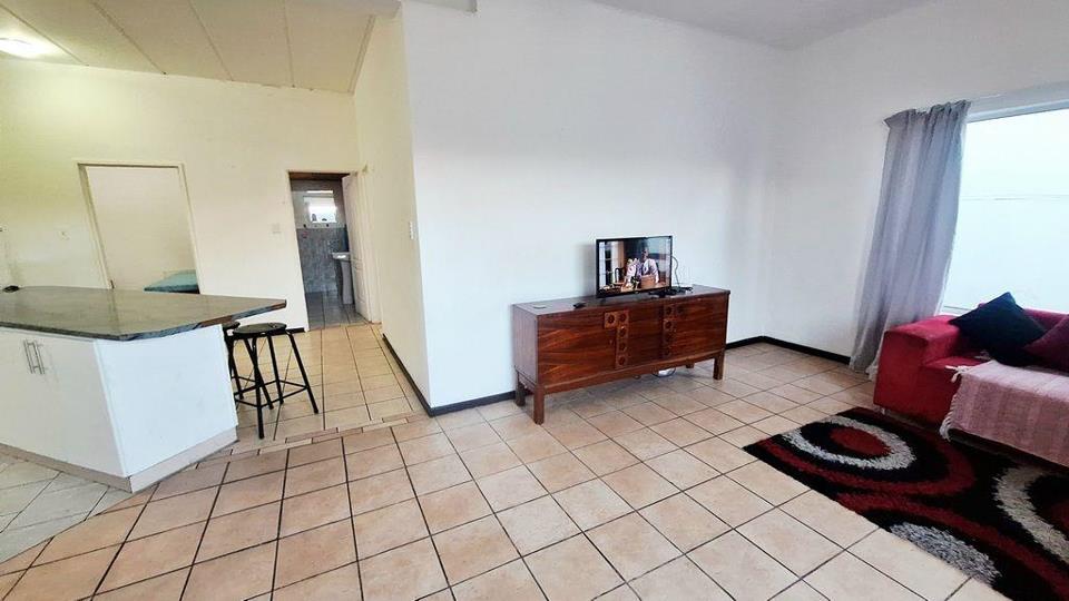 Listing number: P24-117270732, Image number: 2, Image