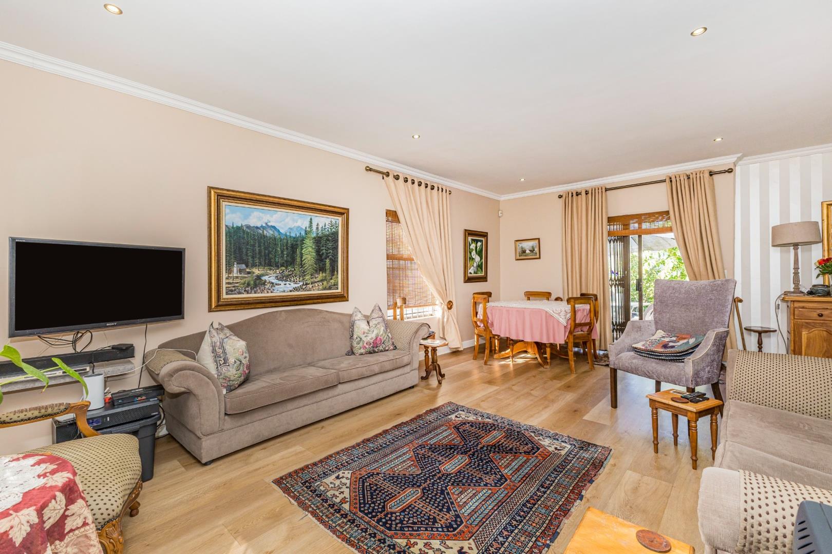 3 Bedroom House for sale in Langeberg Ridge - P24-117270937