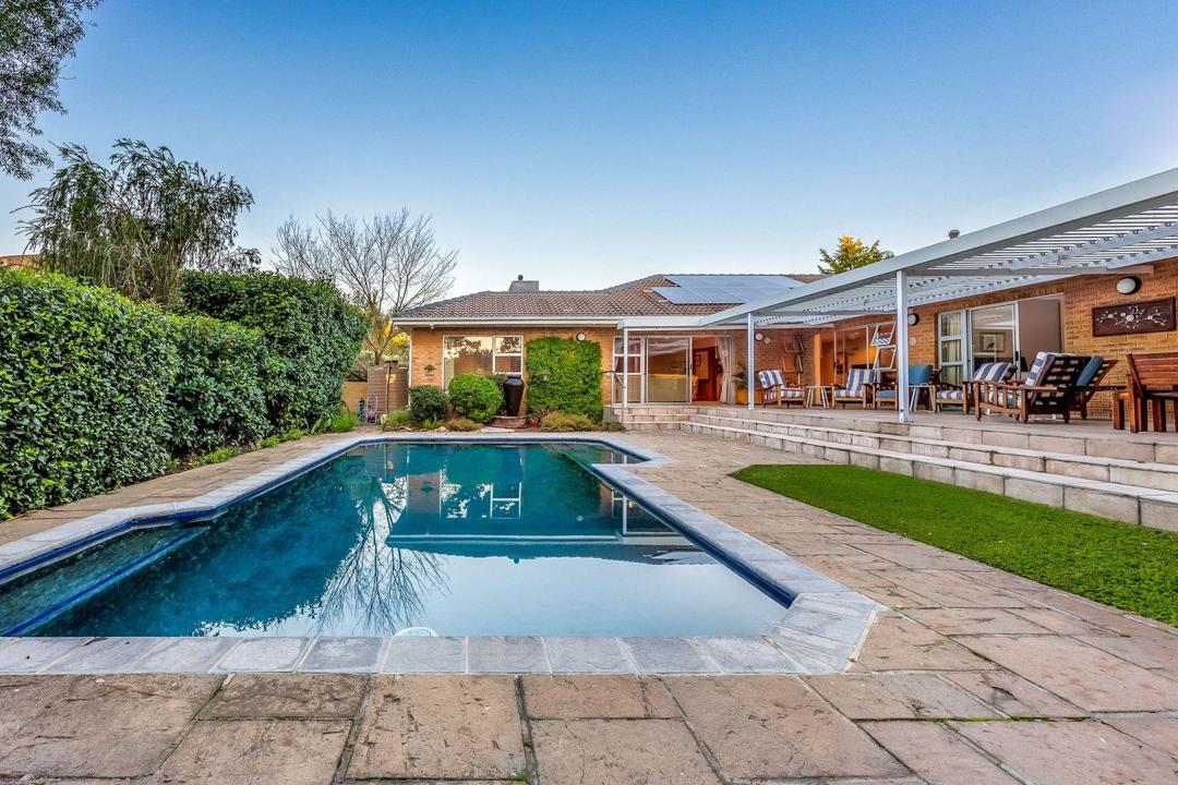 5 Bedroom House for sale in Vierlanden - 12 Daalder Street - Durbanville