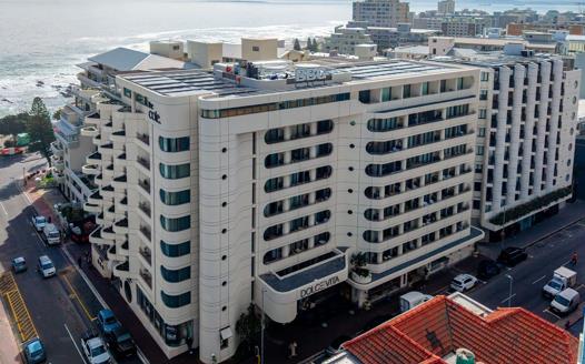 2 Bedroom Apartment / Flat for sale in Sea Point
