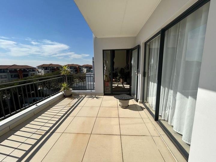 2 Bedroom Apartment / flat for sale in Greenstone Hill - 85 Ss ...