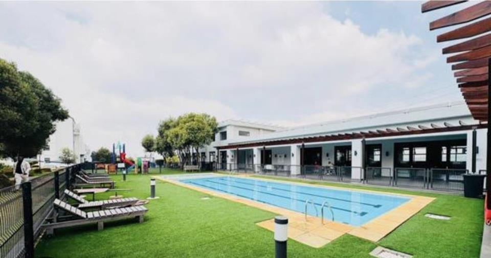 1 Bedroom Apartment / flat for sale in Greenstone Ridge - 1 Emerald ...