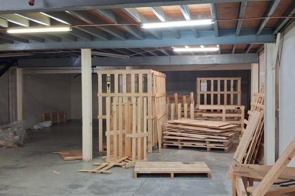 Warehouse in a secure park TO LET in Cosmo City 

Rental @75 p/sqm gross (Ex Vat and ...