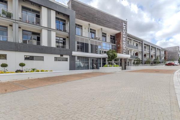 Comfort, Convenience and Spectacular Views in De Plattekloof Lifestyle Estate 

Enjoy a relaxed and secure retirement lifestyle in ...