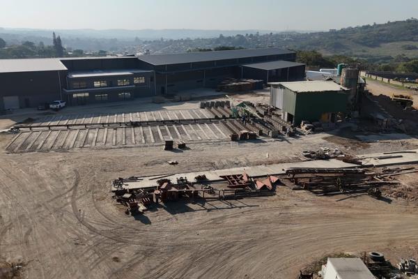 This 2,000m2 warehouse in Verulam is suited to warehousing, distribution and light manufacturing operations requiring efficient goods ...