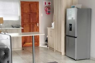 2 Bedroom Apartment / Flat to Rent in Witbank Ext 10