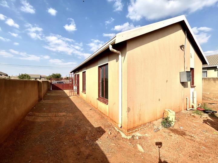 3 Bedroom House for sale in Mahube Valley - P24-117283225
