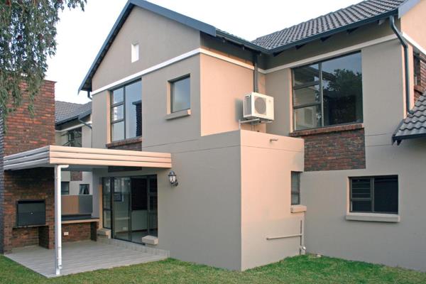 Nestled in Baillie Park is this lovely 3 bedroom home.

Inside, discover generously ...