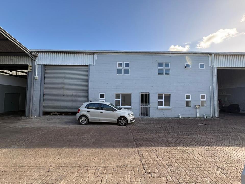 Listing number: P24-117288646, Image number: 1, Warehouse To Let in Strand