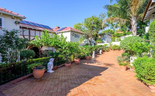 5 Bedroom House for sale in Glenwood