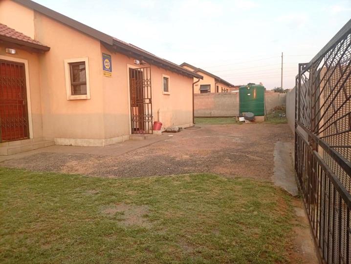 Listing number: P24-117288932, Image number: 2