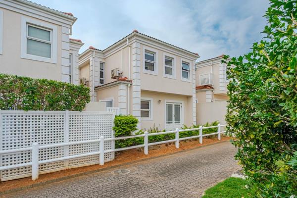 A rare opportunity in one of La Lucia Ridge’s most popular and well-managed ...