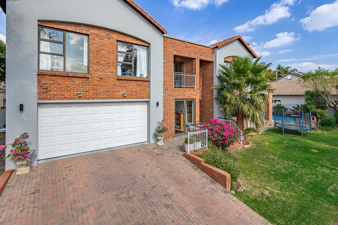 Listing number: P24-117293060, Image number: 1, Image