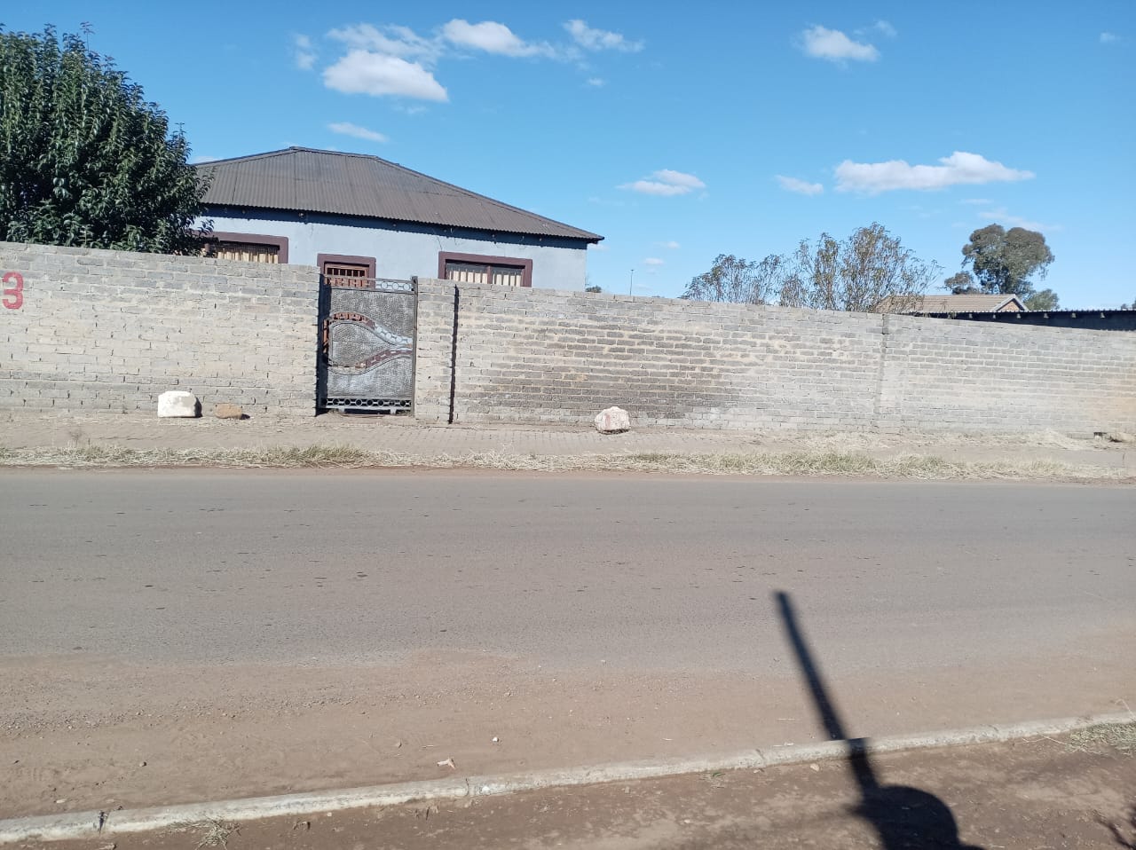 2 Bedroom House for sale in Sebokeng Zone 6 - P24-117293917