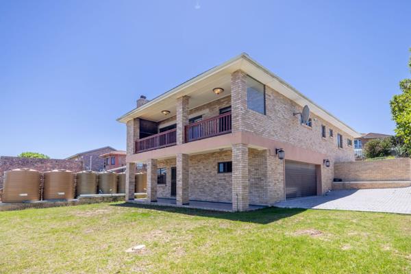 Welcome to your dream holiday home! 

The perfect holiday home for the entertainers. This property offers four spacious bedrooms, one ...