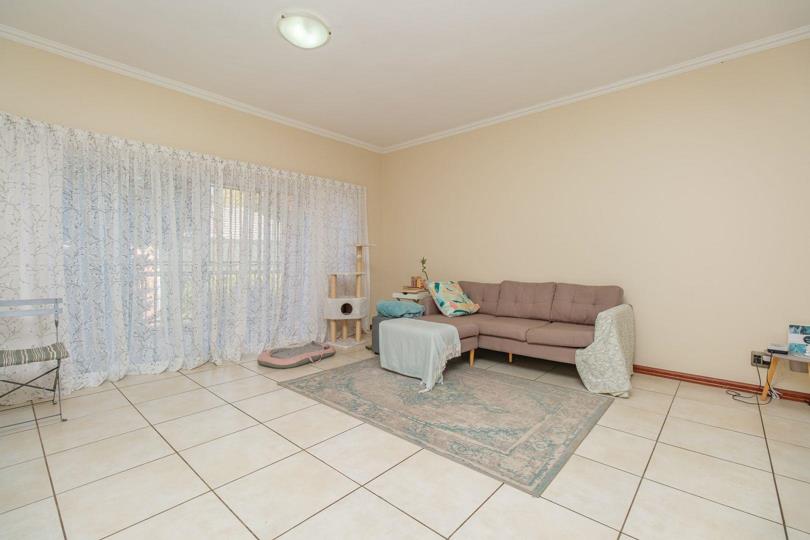 Listing number: P24-117296508, Image number: 2, Image