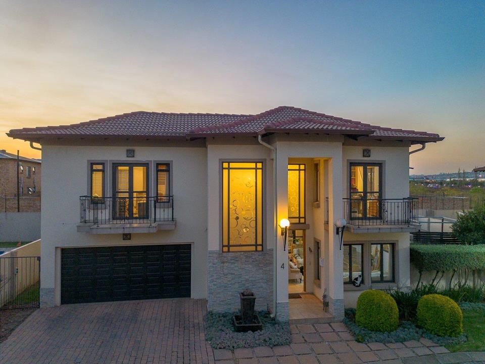 4 Bedroom House for sale in New Market Park - Villa Moura 24 Doncaster Road - Alberton