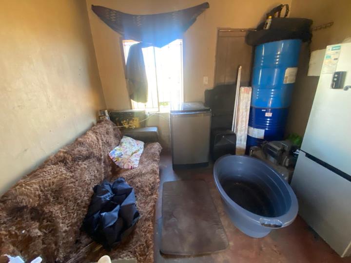 2 Bedroom House for sale in Palm Ridge - P24-117298827