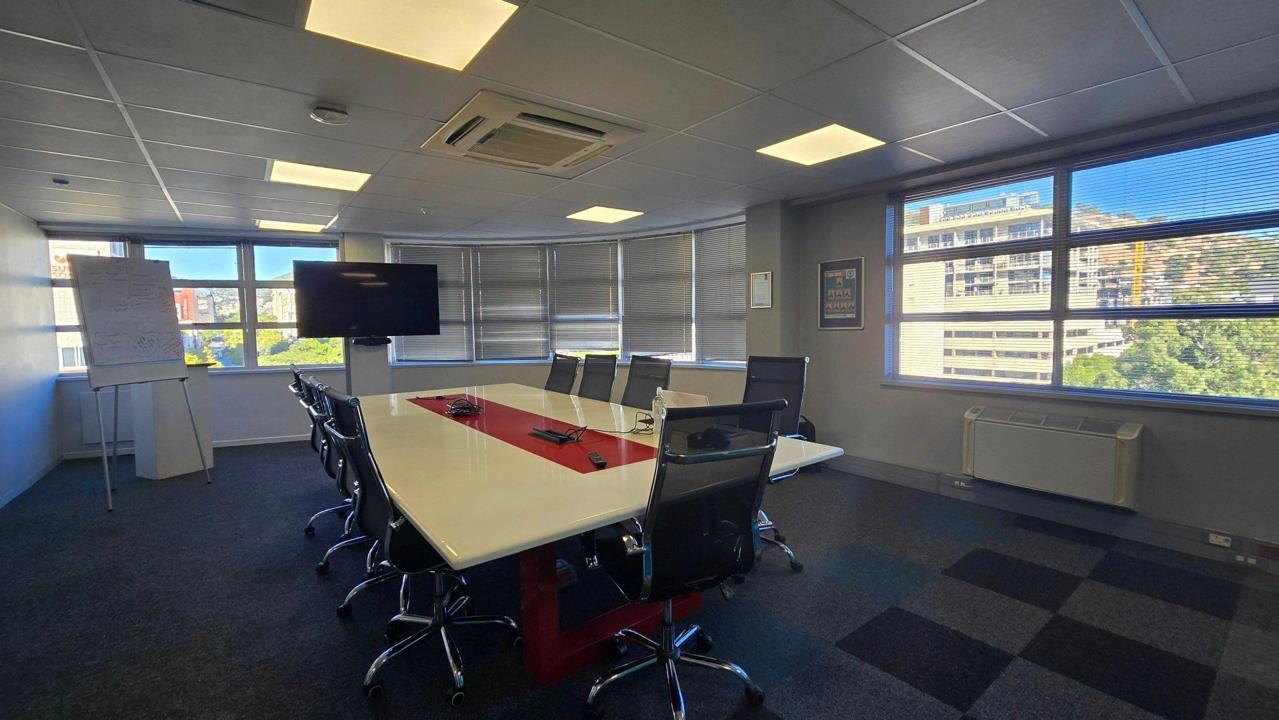 Listing number: P24-117642817, Image number: 1, Office to let at MSK House in Cape Town CBD.
