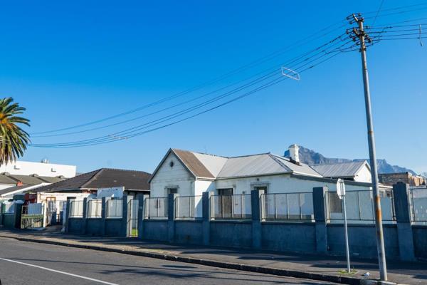 Exceptional opportunity to acquire a GR4-zoned property on a 1,054m² erf in the ...