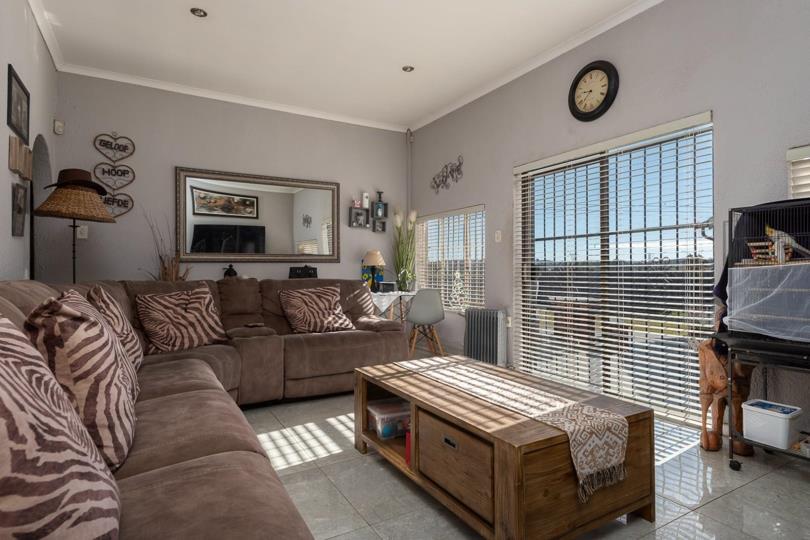 Listing number: P24-117309438, Image number: 3