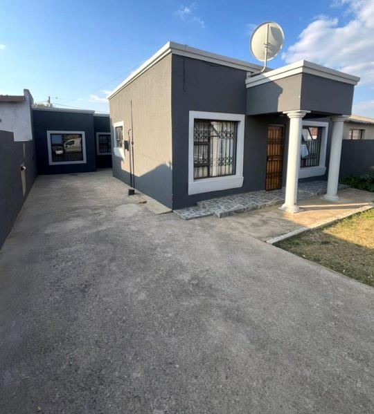 Listing number: P24-117426946, Image number: 2