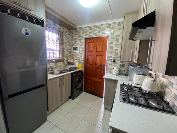 3 Bedroom House for sale in Modderbee - P24-117312559