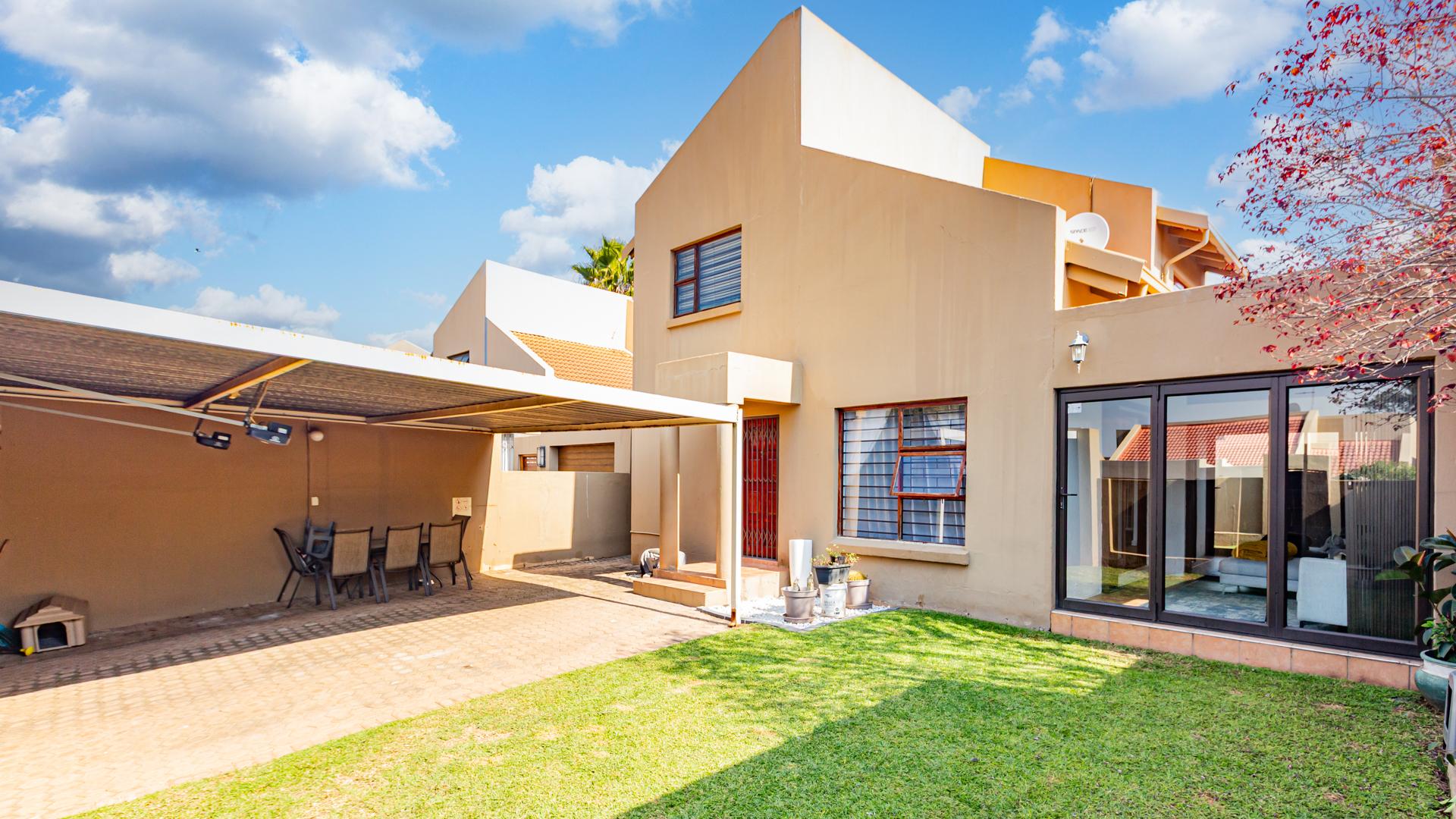 4 Bedroom House for sale in North Riding - 50 Bellairs View, Bellairs ...