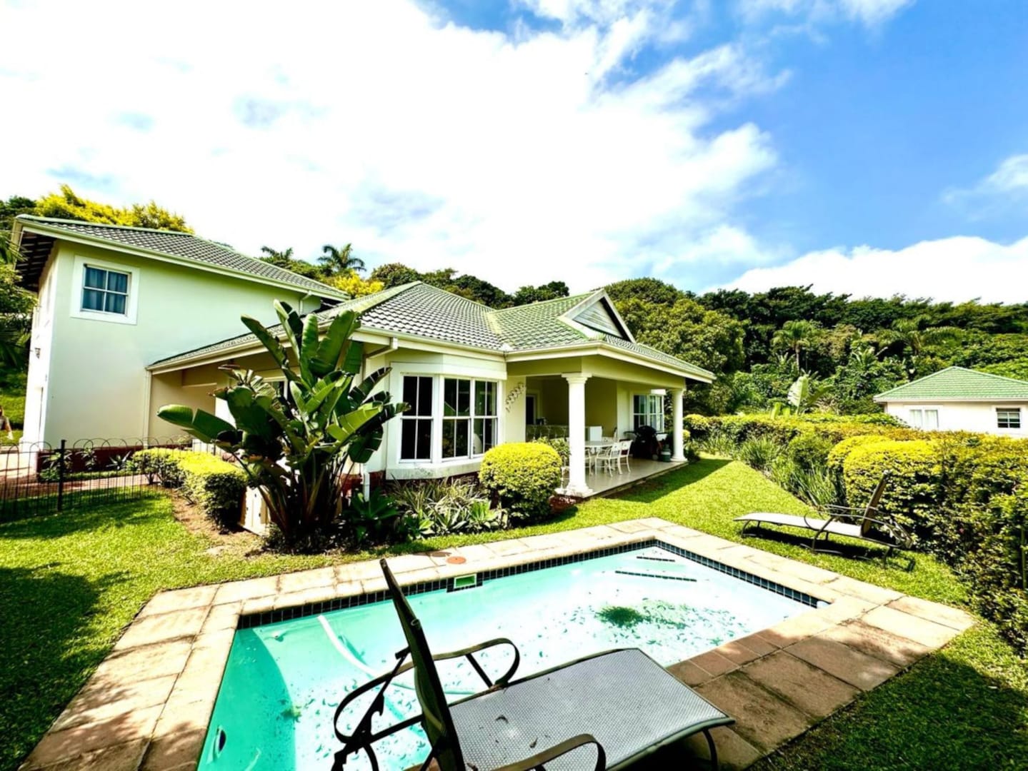 4 Bedroom Townhouse to rent in Mount Edgecombe Country Club Estate ...