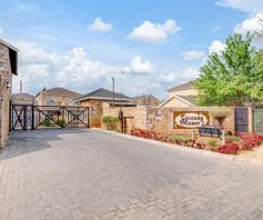 Townhouse for sale in Wilgeheuwel