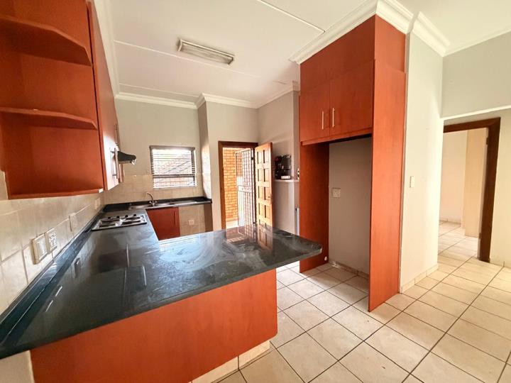 Listing number: P24-117315223, Image number: 3