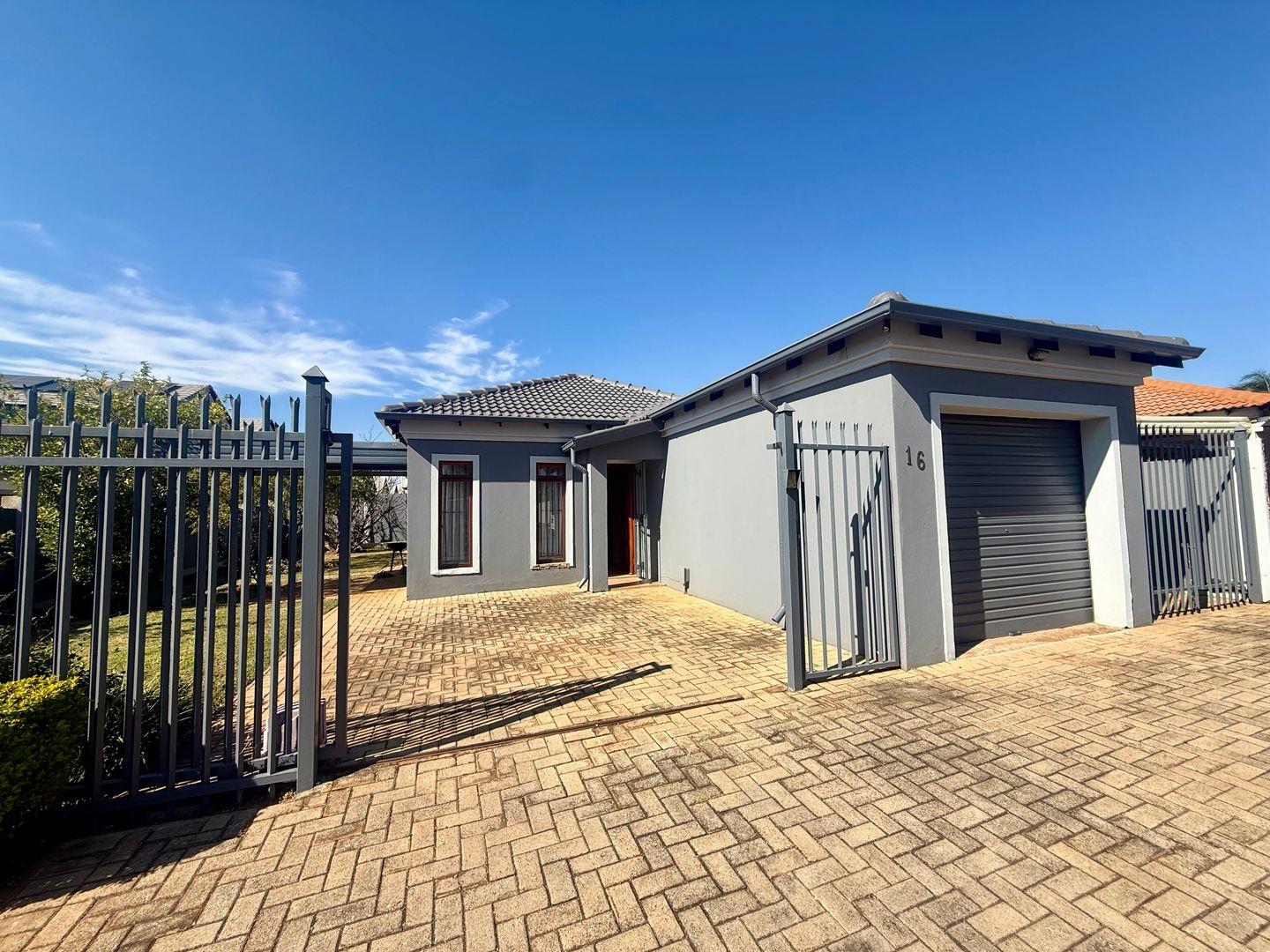 3 Bedroom House to rent in Montana - P24-117316410