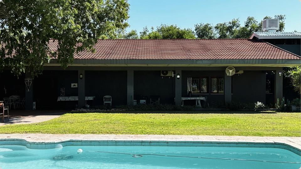 Farm for sale in Upington Rural - P24-117318823