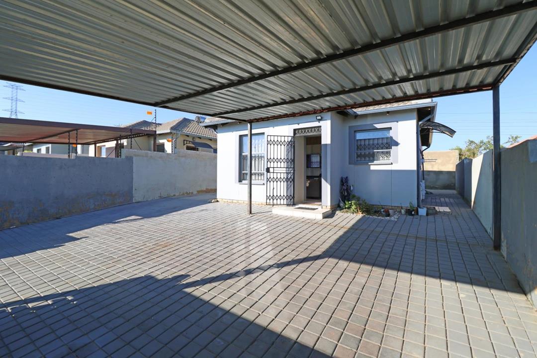 3 Bedroom House for sale in Riverside View Ext 32 - P24-117319295