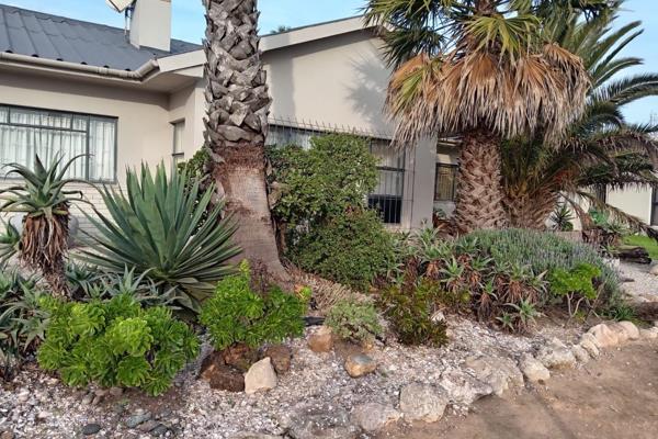 Spacious Family Home for Rent in Vredenburg   Discover this inviting and spacious ...