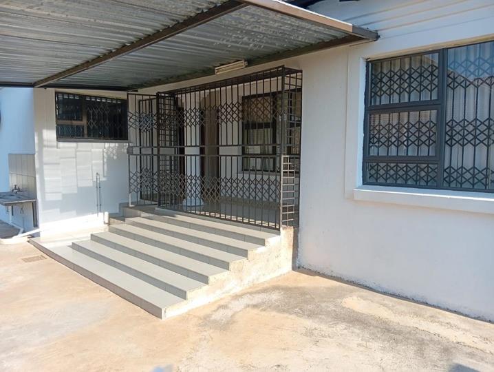 Listing number: P24-117320891, Image number: 2