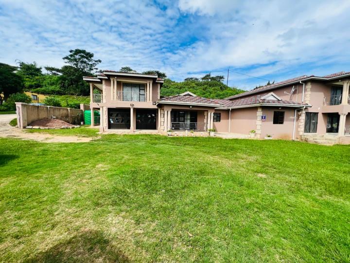 9 Bedroom House for sale in Inanda Congo - P24-117321831