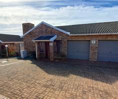 Townhouse for sale in Jeffreys Bay Central