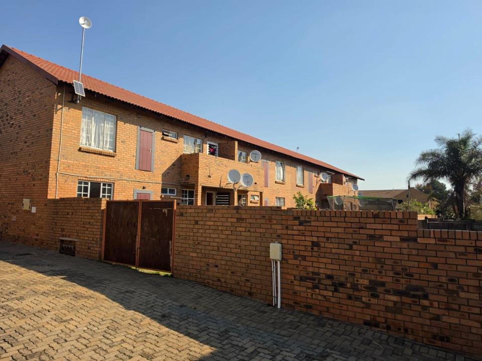 Listing number: P24-117324142, Image number: 1