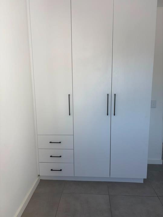 Listing number: P24-117325149, Image number: 2