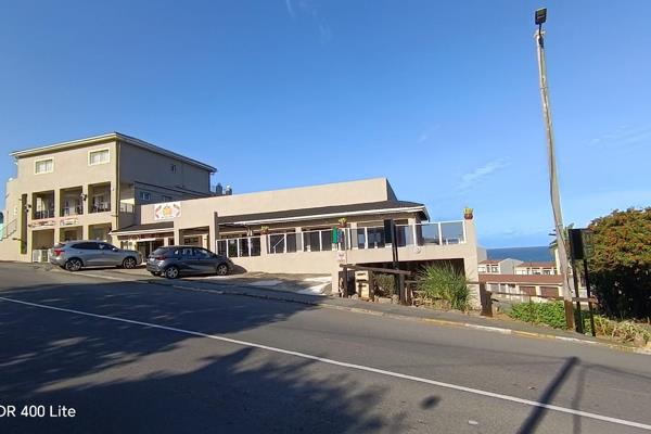This multi-tenanted commercial property in a prime location within Ramsgate, Margate, KwaZulu-Natal offers an exceptional investment ...