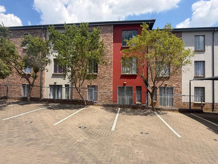 Listing number: P24-109065047, Image number: 2