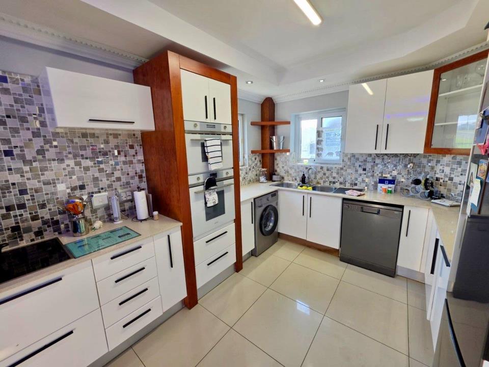 Listing number: P24-117329272, Image number: 1