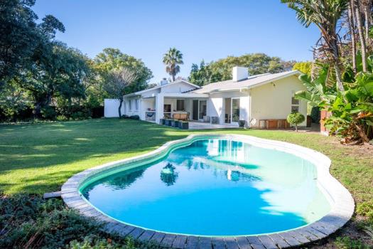 4 Bedroom House to rent in Constantia