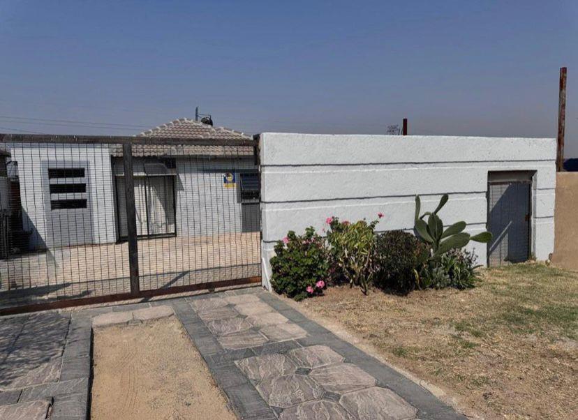 3 Bedroom House for sale in Riverside View Ext 33 - Riverside - P24 ...