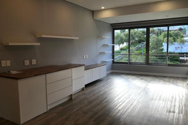 Experience refined retirement living in this modern 2-bedroom home situated within the prestigious De Plattekloof Lifestyle Estate in ...