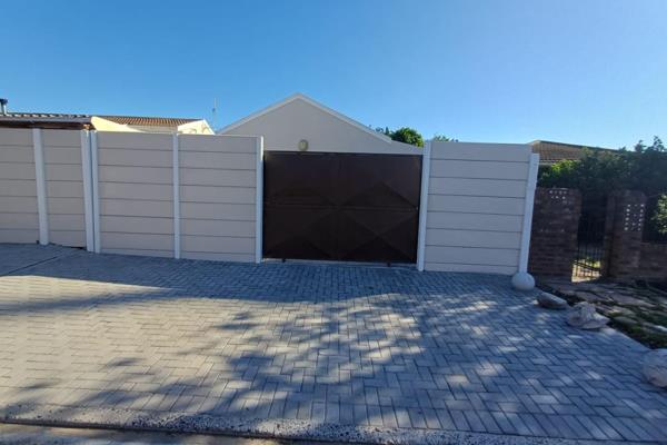Exceptional Commercial Premises in Crawford Presenting a distinguished commercial office space spanning 85 sqm, ideally situated in the ...