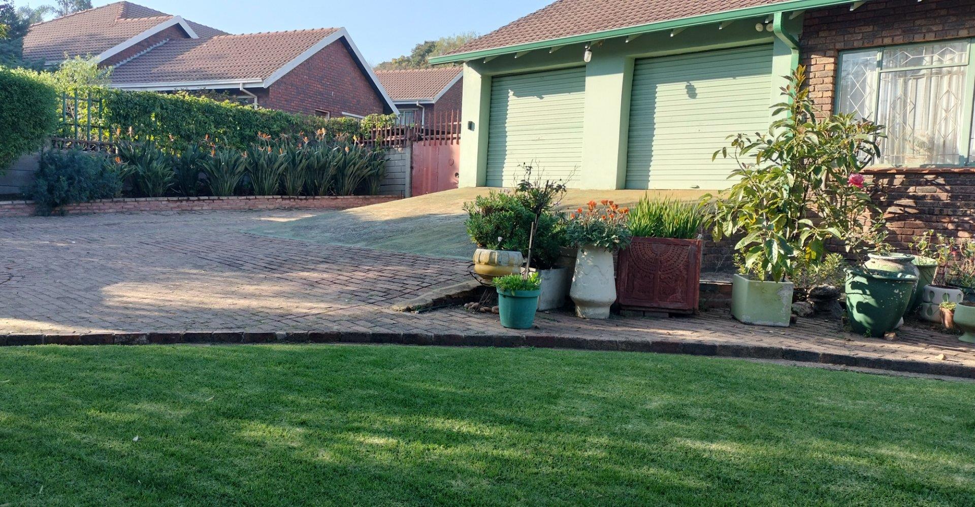 5 Bedroom House for Sale in Reyno Ridge
